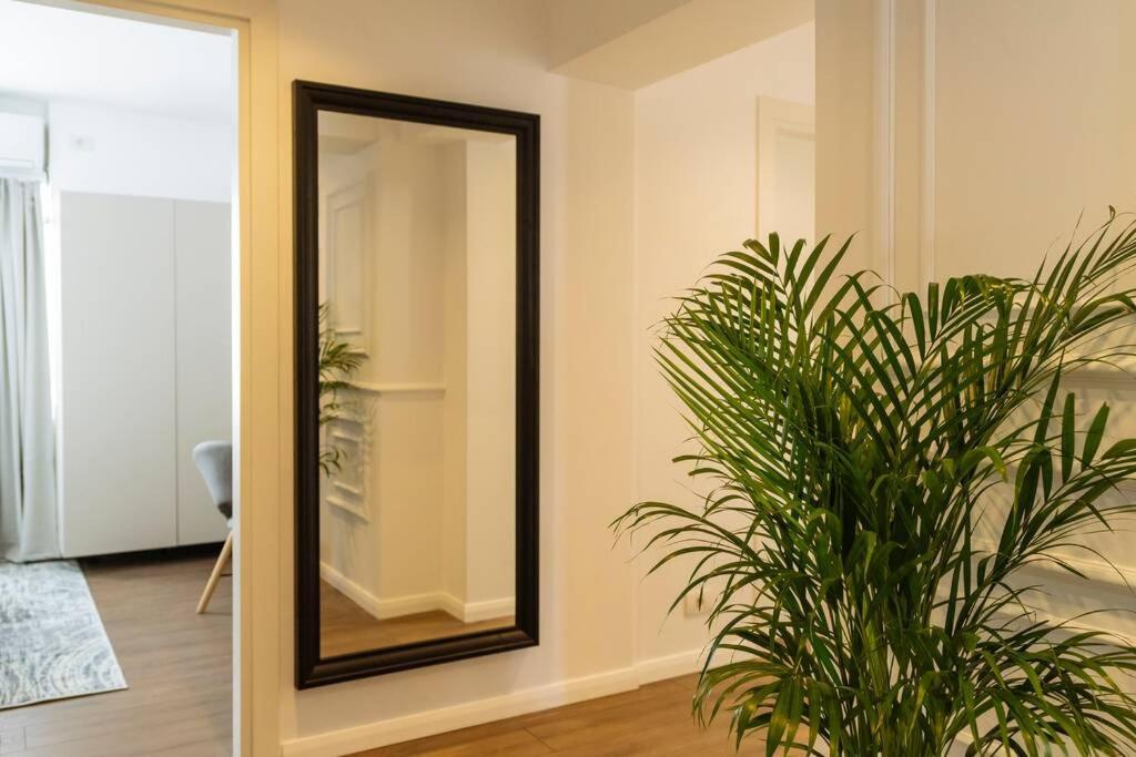 Panoramic Apartment - 4Br - Piata Unirii Бухарест Экстерьер фото