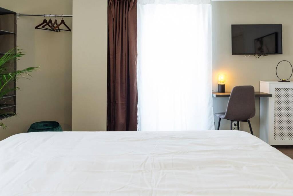 Panoramic Apartment - 4Br - Piata Unirii Бухарест Экстерьер фото